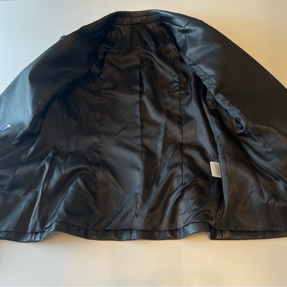 Faux Leather double breasted fitted blazer jacket, size XS/S, NWOT - Picture 14 of 16